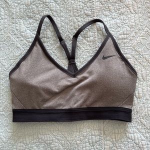 NWOT Nike Indy bra